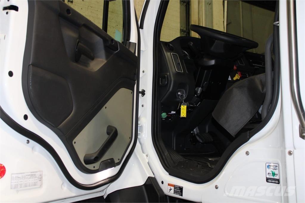 BIK HL 58T Φορτηγά με Γερανό