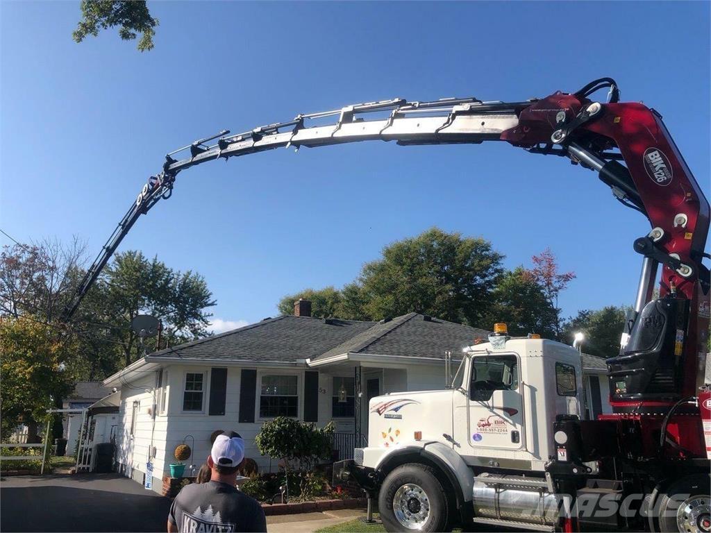 BIK TC-126 Φορτηγά με Γερανό