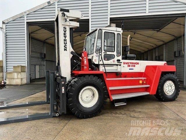 Svetruck 30120-46 Πετρελαιοκίνητα Κλαρκ