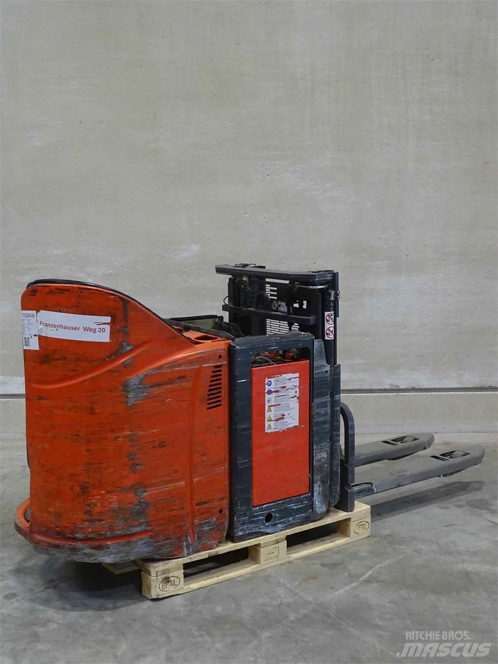 Linde L12LSP Παλετοφόρα πεζού χειριστή με ιστό