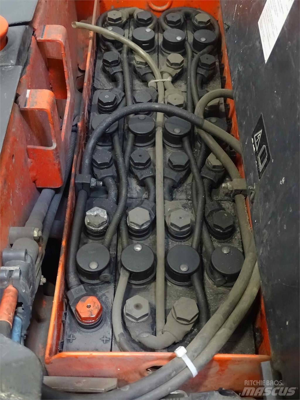 Linde L14AP Παλετοφόρα πεζού χειριστή με ιστό