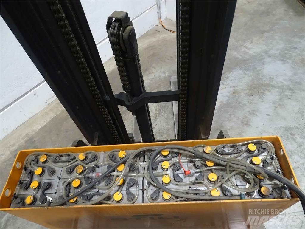 Still FM-X12 Ανυψωτικά στενών δρόμων