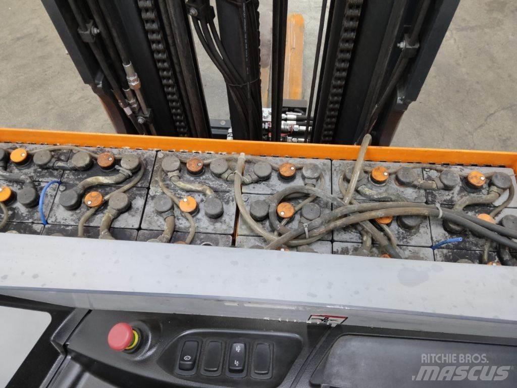 Still FM-X17 Ανυψωτικά στενών δρόμων