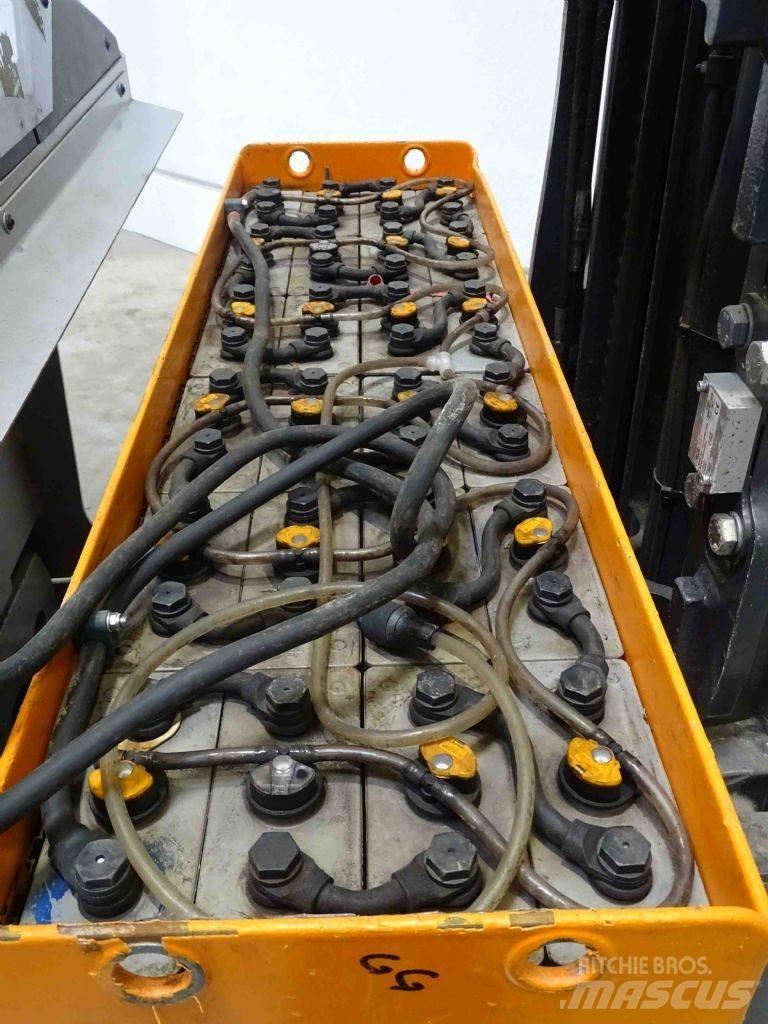 Still FM-X17 Ανυψωτικά στενών δρόμων