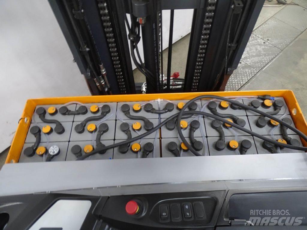 Still FM-X17 Ανυψωτικά στενών δρόμων
