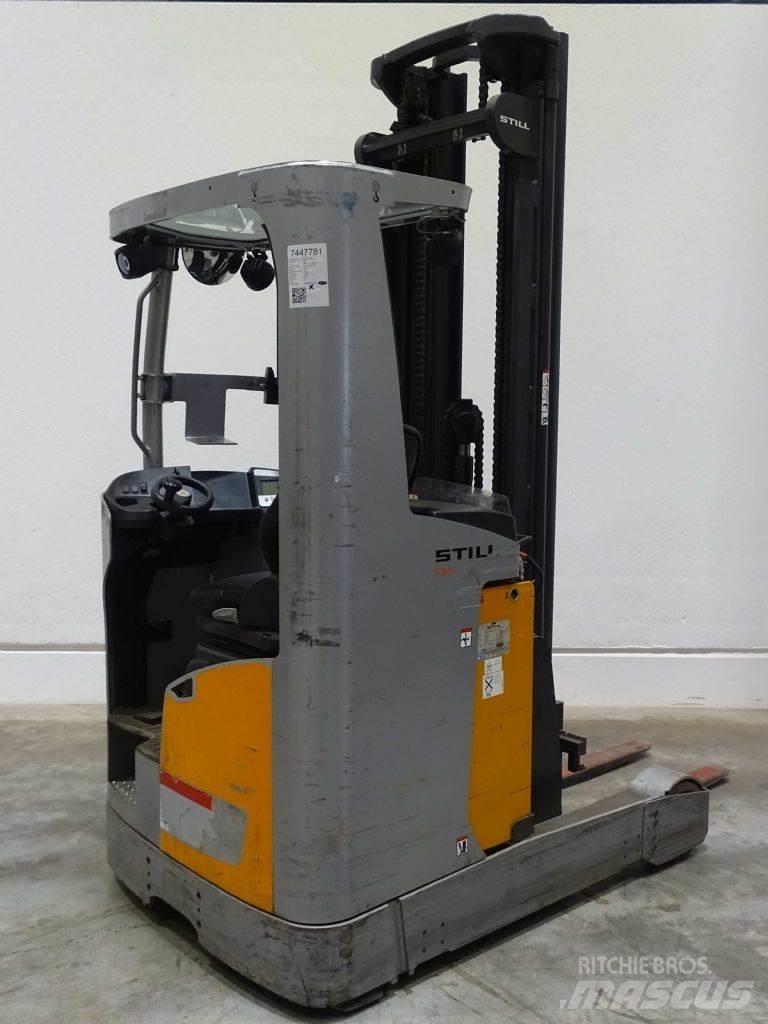 Still FM-X17 Ανυψωτικά στενών δρόμων