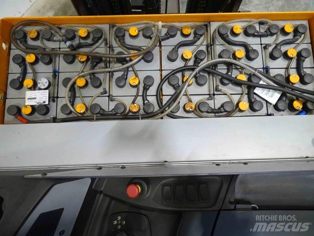 Still FM-X17 Ανυψωτικά στενών δρόμων