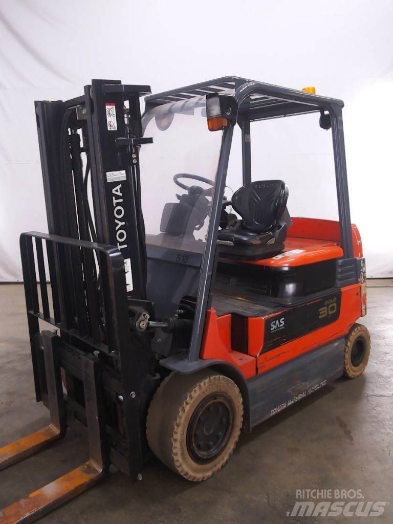 Toyota 7FBMF30 Ηλεκτρικά περονοφόρα ανυψωτικά κλαρκ