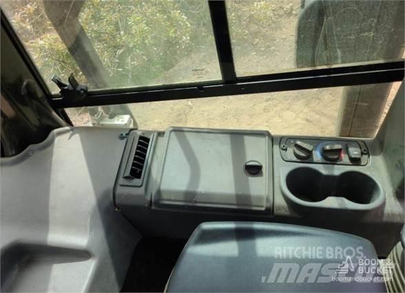 CAT D3 Μπουλντόζες με ερπύστριες
