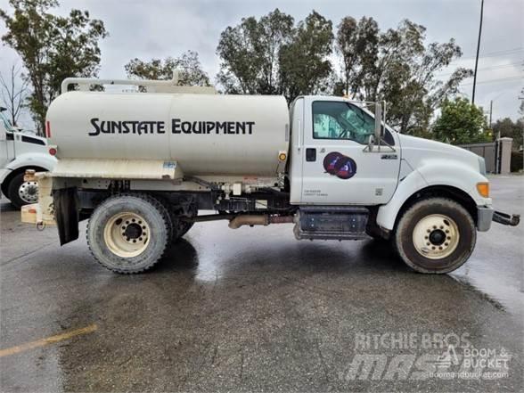 Ford F750 Βυτία νερού