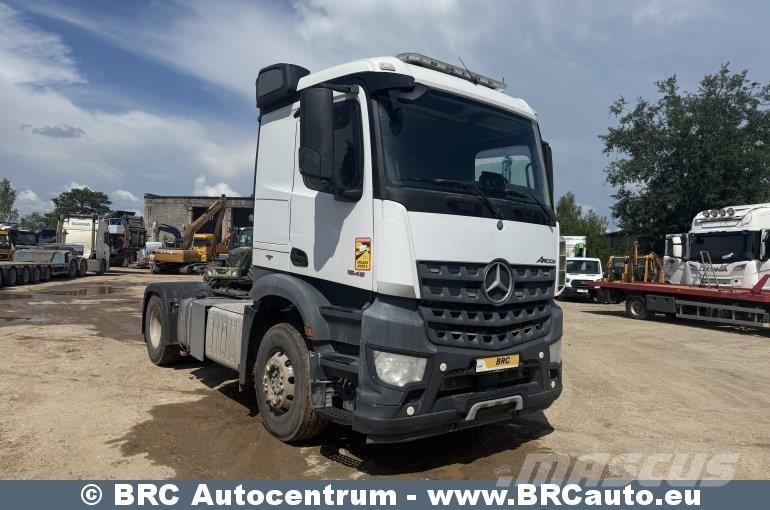 Mercedes-Benz Arocs Τράκτορες