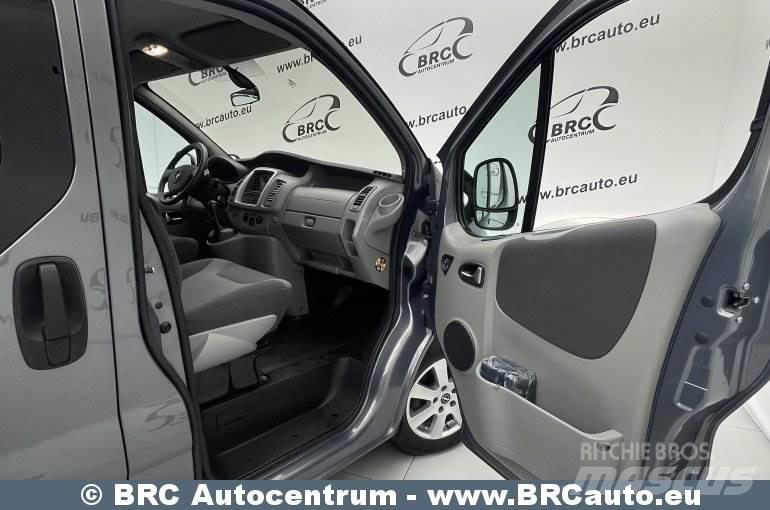 Opel Vivaro Μίνι λεωφορεία