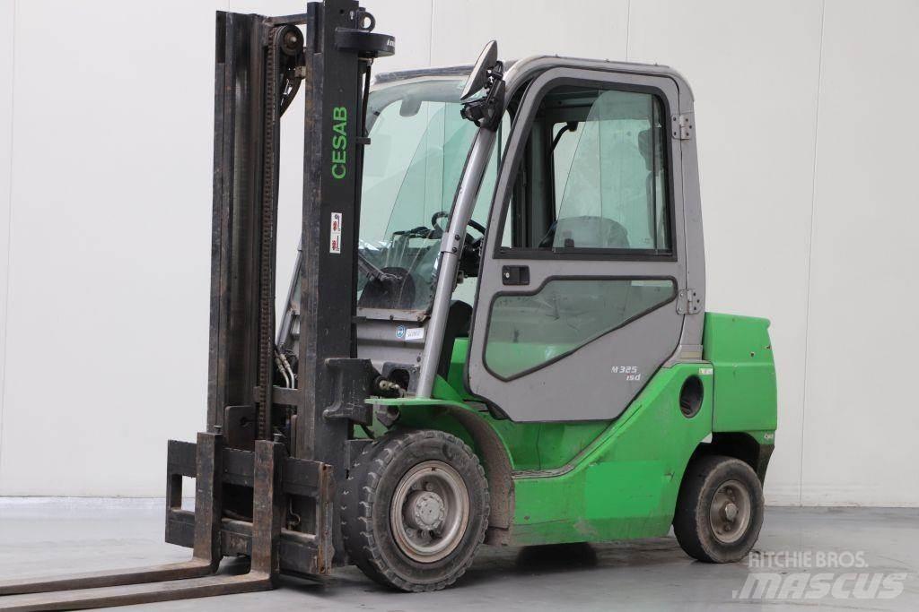 Cesab M325D Πετρελαιοκίνητα Κλαρκ