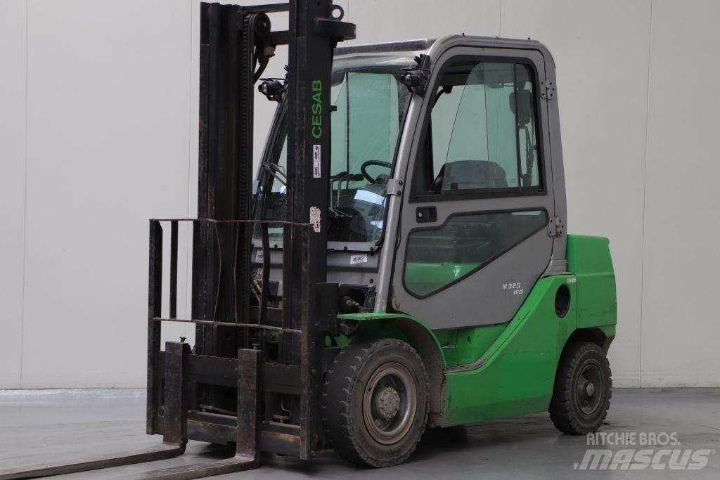 Cesab M325D Πετρελαιοκίνητα Κλαρκ