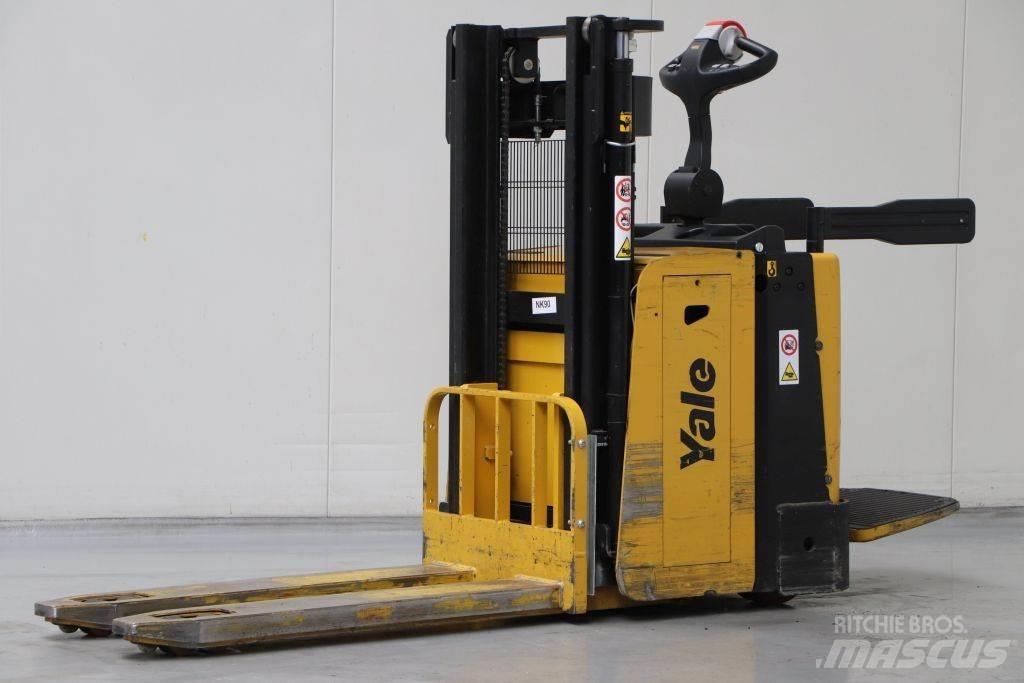 Hyster MP20XD Παλετοφόρα πεζού χειριστή με ιστό