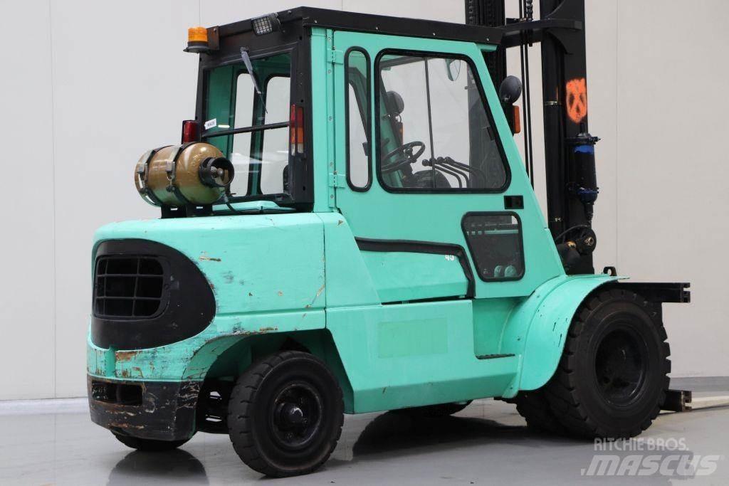Mitsubishi FG45K Περονοφόρα ανυψωτικά κλαρκ με φυσικό αέριο LPG