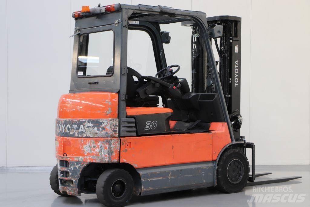 Toyota 7FBMF30 Ηλεκτρικά περονοφόρα ανυψωτικά κλαρκ