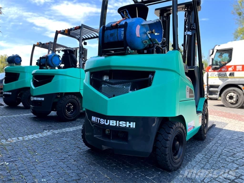 Mitsubishi FG30N Περονοφόρα ανυψωτικά κλαρκ με φυσικό αέριο LPG