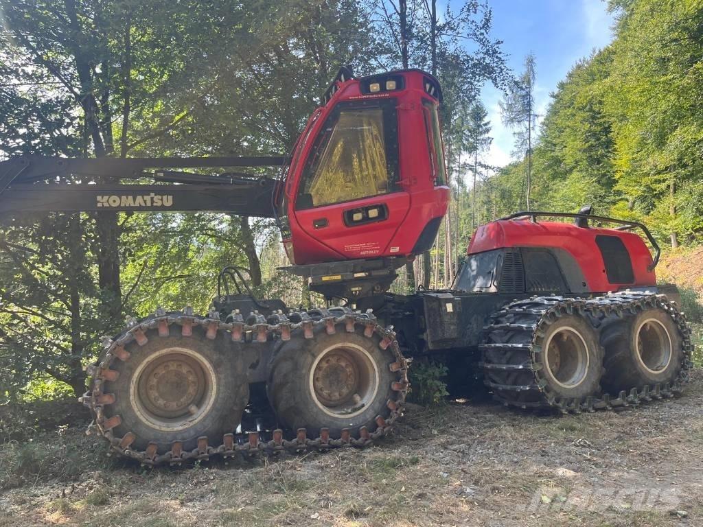 Komatsu 931 XC Θεριζοαλωνιστικές μηχανές