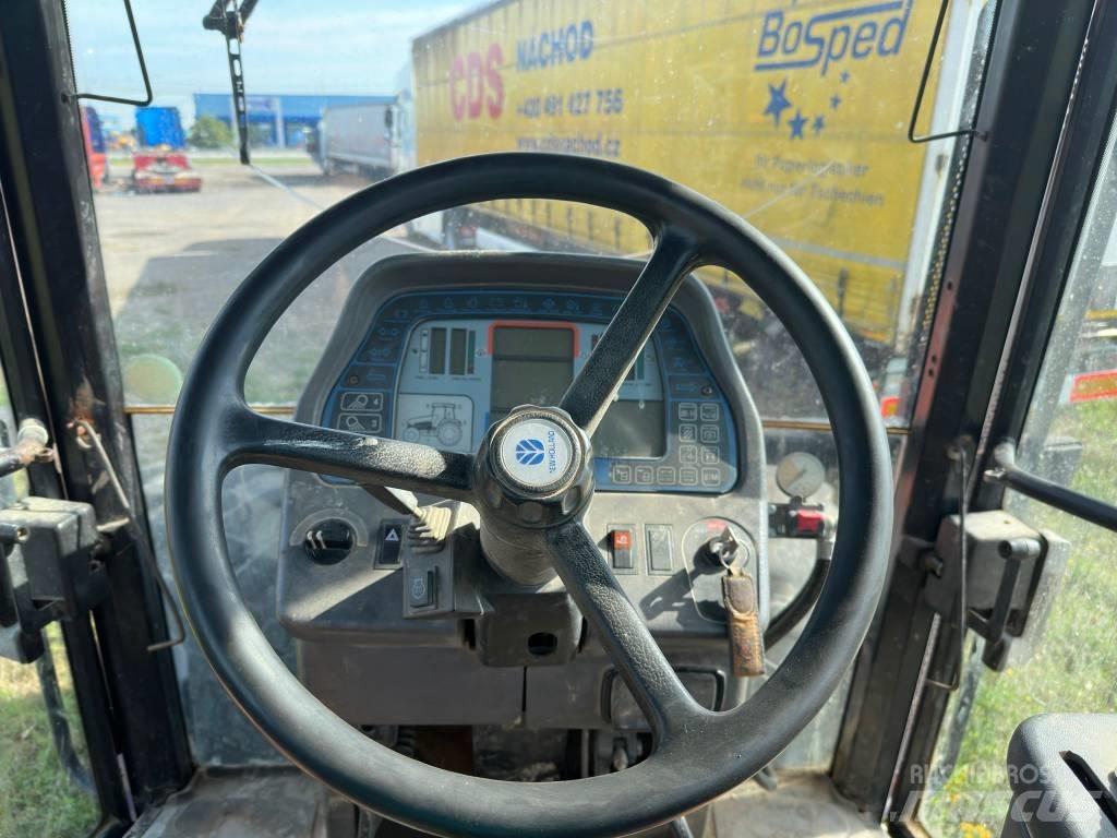 New Holland G 210 Τρακτέρ