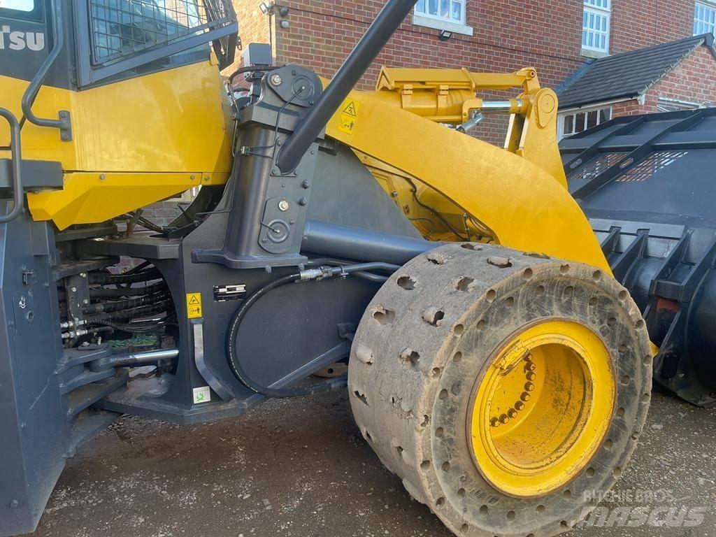Komatsu WA 470 Φορτωτές με λάστιχα (Τροχοφόροι)