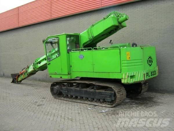  PL820R Ειδικοί εκσκαφείς