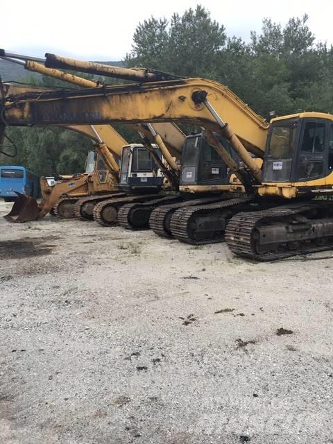 Komatsu 450 Εκσκαφείς με ερπύστριες