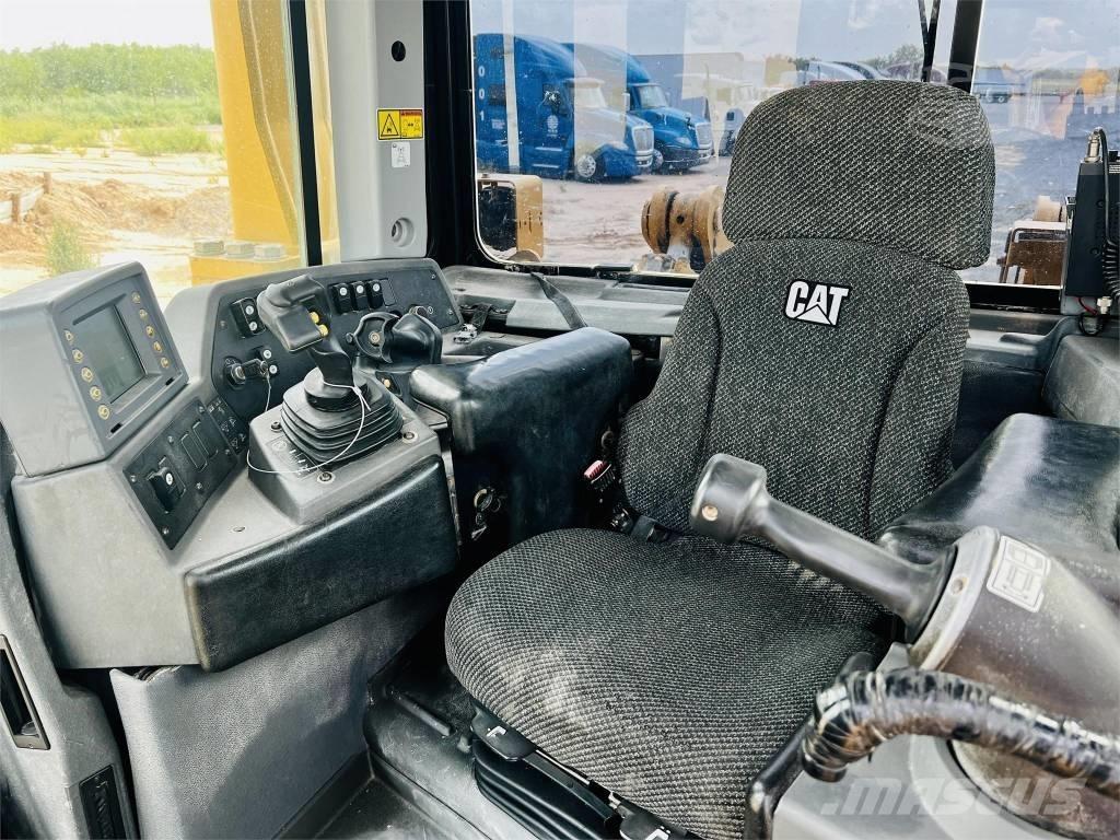CAT D 8 T Μπουλντόζες με ερπύστριες