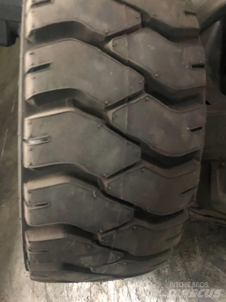 Armour 21x8-9 Ελαστικά και ζάντες