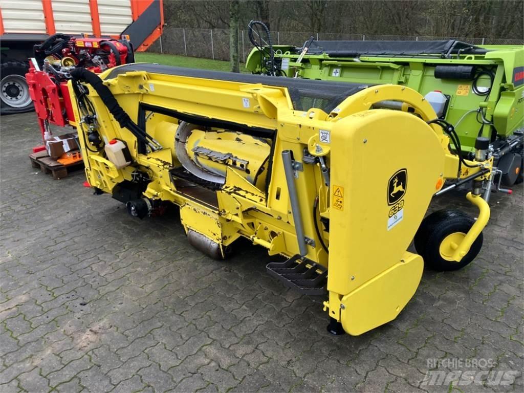 John Deere 8300i Ενσιρωκοπτικές μηχανές