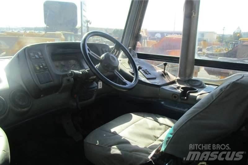 Bell B40D Σπαστό Dump Truck ADT
