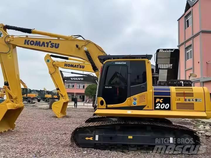 Komatsu PC 200 Εκσκαφείς με ερπύστριες