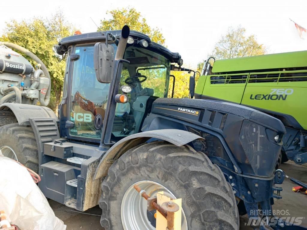 JCB Fastrac 4220 Τρακτέρ