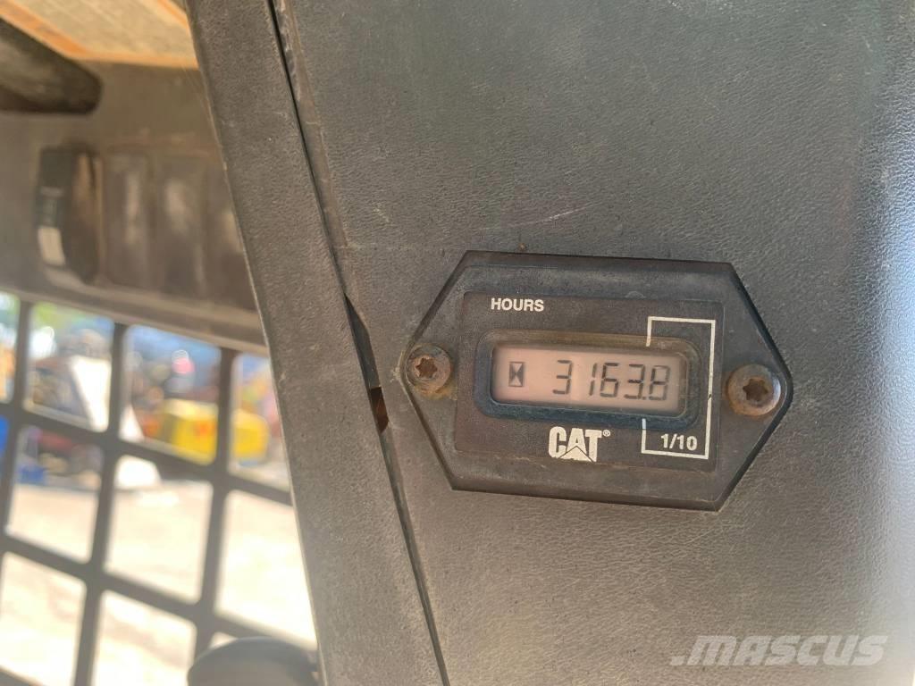 CAT 277 Φορτωτάκια