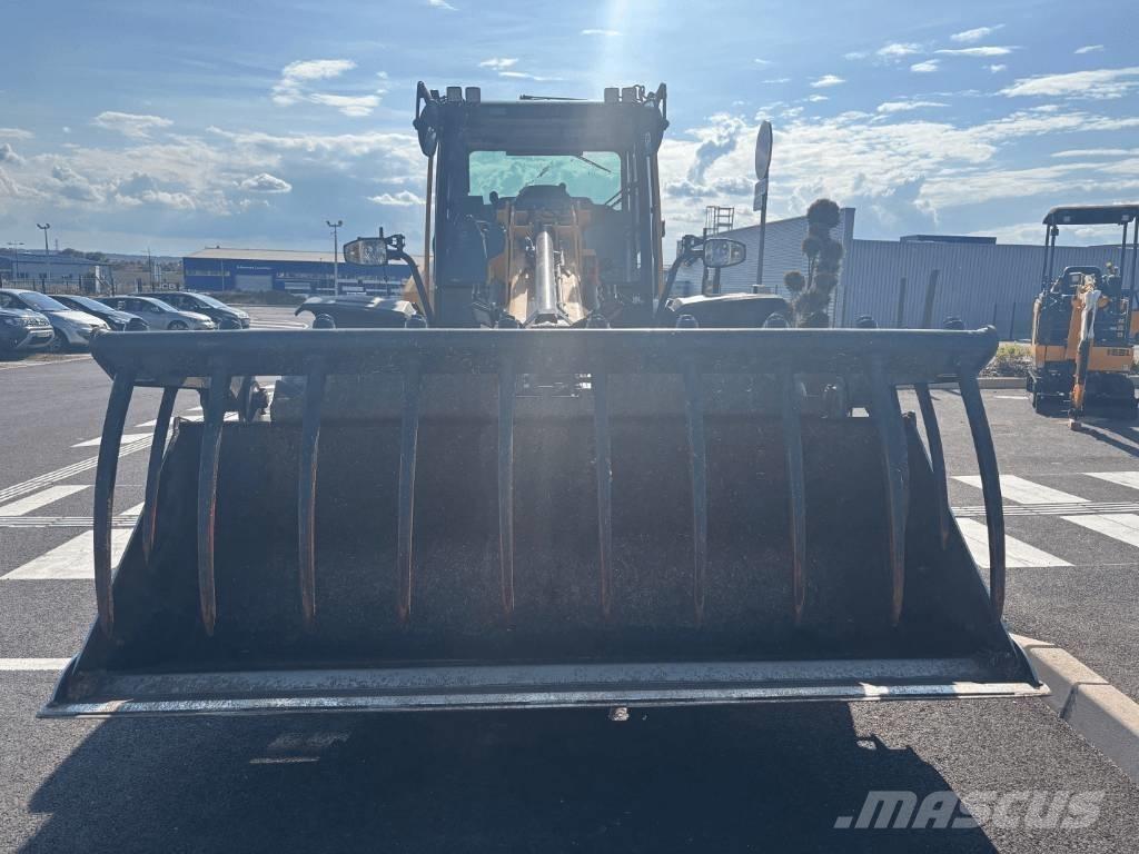 JCB TM 320 S Συστήματα τηλεχειρισμού για τη γεωργία