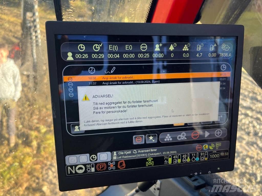 Komatsu 901XC Θεριζοαλωνιστικές μηχανές
