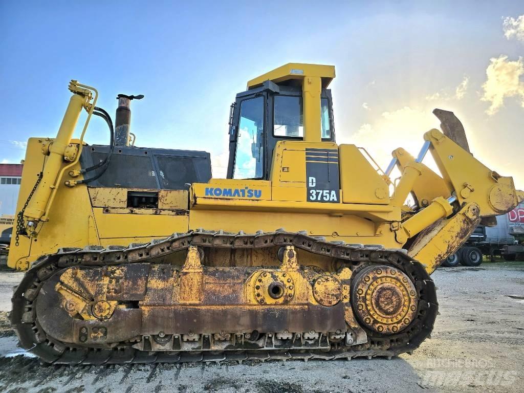 Komatsu D 375 A-1 Μπουλντόζες με ερπύστριες