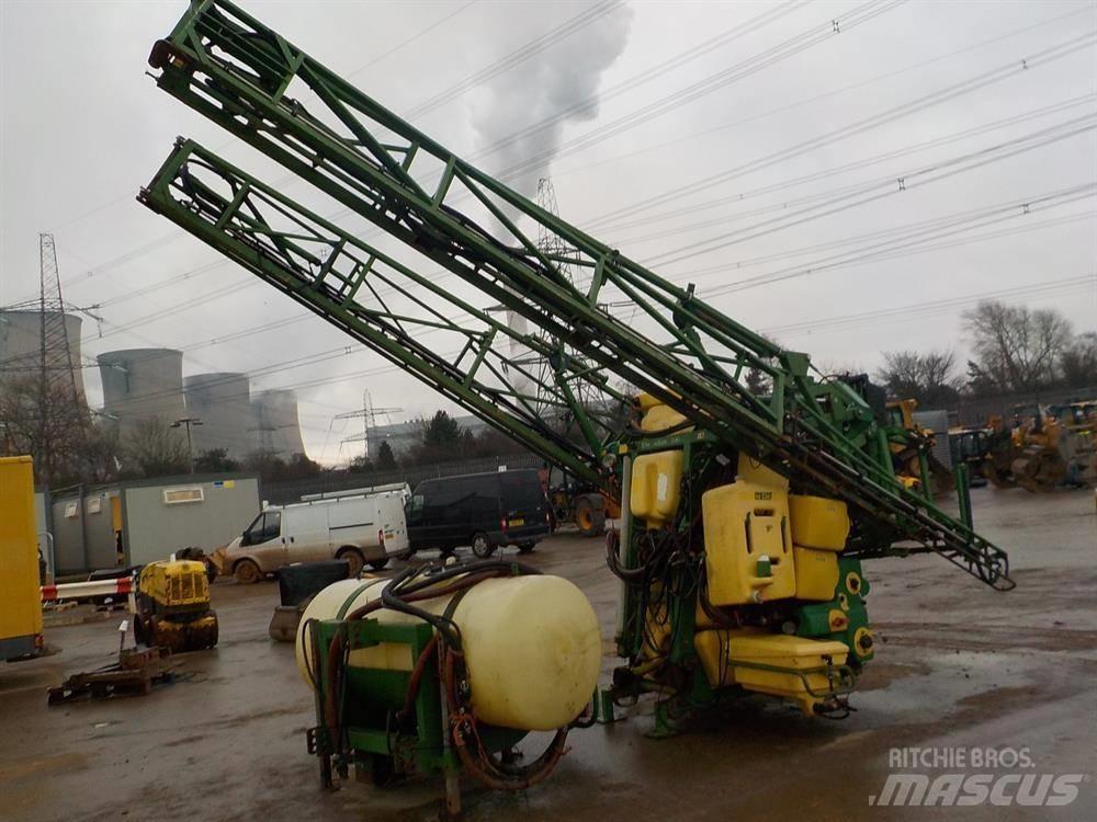 John Deere 510 Ρυμουλκούμενα ψεκαστικά