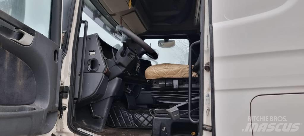 Scania R420 Τράκτορες
