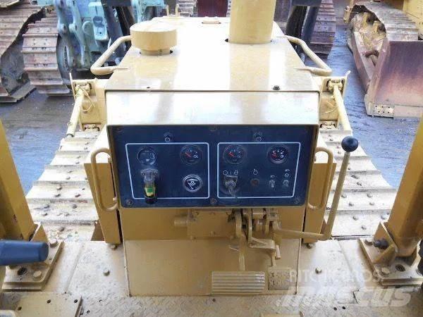 CAT D6G Μπουλντόζες με ερπύστριες