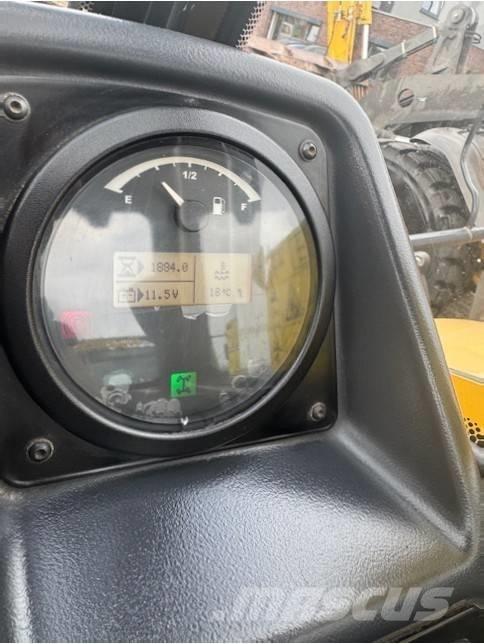 CAT TH 414 Τηλεσκοπικοί ανυψωτές