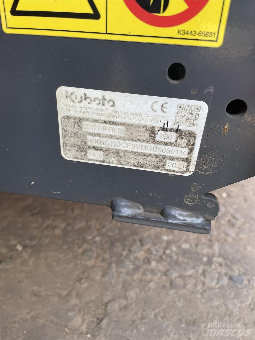 Kubota ZD 1211 Χορτοκοπτικά με καθιστό χειριστή