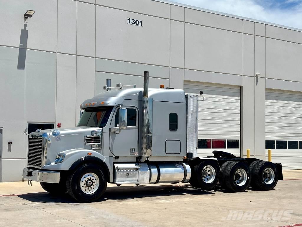 Freightliner SD 122 Τράκτορες