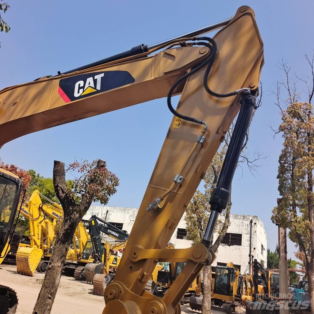 CAT 320 D Εκσκαφείς με ερπύστριες
