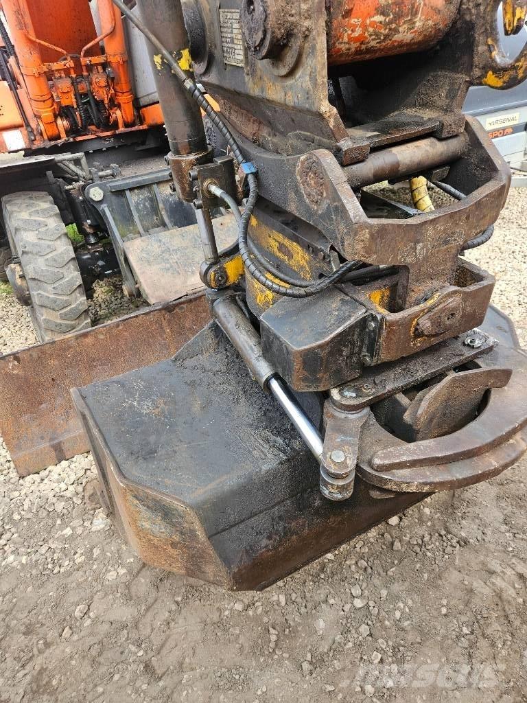 Fiat-Hitachi EX165W Εκσκαφείς με τροχούς - λάστιχα