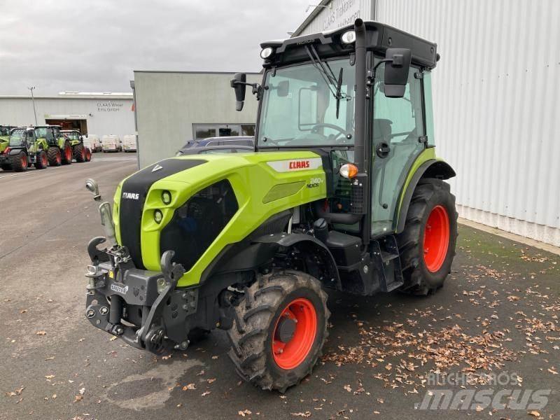 CLAAS NEXOS 240 M Τρακτέρ