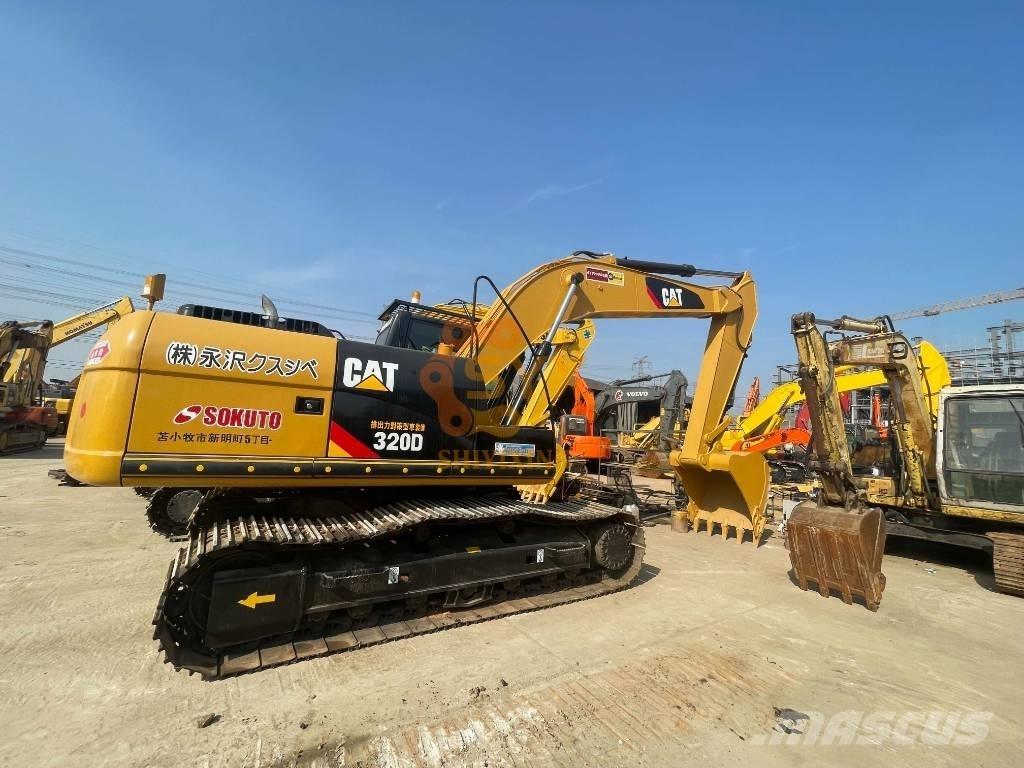 CAT 326 D2 Εκσκαφείς με ερπύστριες