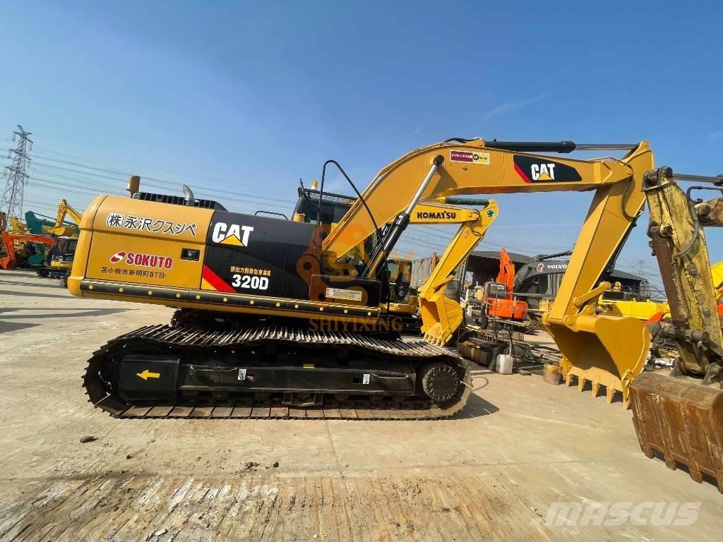 CAT 326 D2 Εκσκαφείς με ερπύστριες