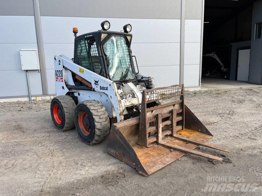 Bobcat A 220 Φορτωτάκια