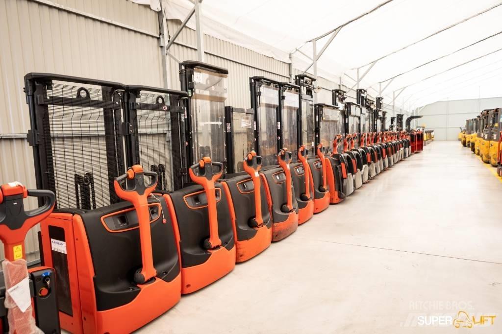 Linde L16 Παλετοφόρα πεζού χειριστή με ιστό